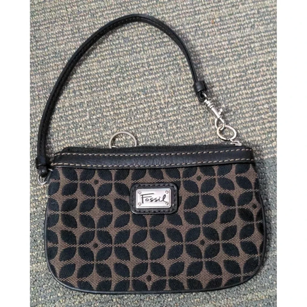 Fossil Black Brown Canvas Leather Wristlet Wallet KeyPer Zip Trim Classic‎